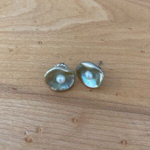 Anthropologie Iridescent Pearl Earrings